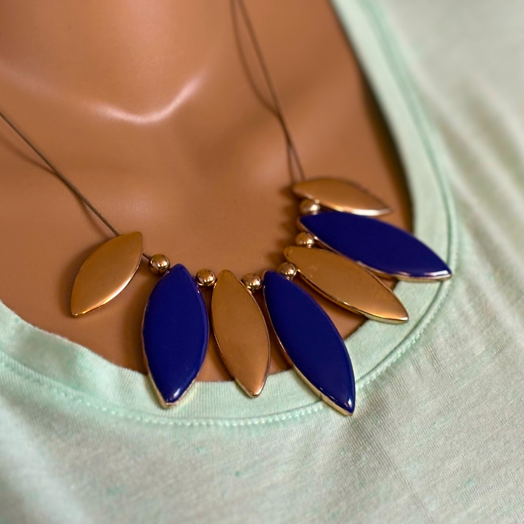 Gold And PurpleBlue Leaf Statement Necklace Osfa 6$